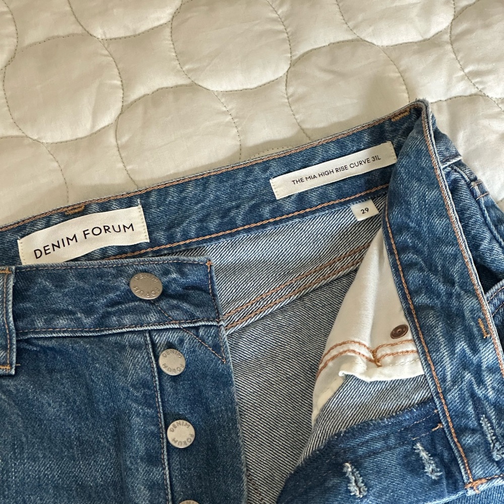 Denim Forum High-Rise Jeans in Classic Blue